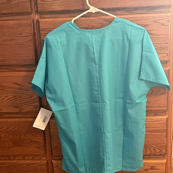 Cherokee scrub top. Size small. NWT - Picture 4 of 6